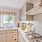 3 Bed In Harrogate Oc-93305 *