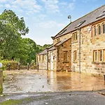 3 Bed In Harrogate Oc-93305 Holiday home